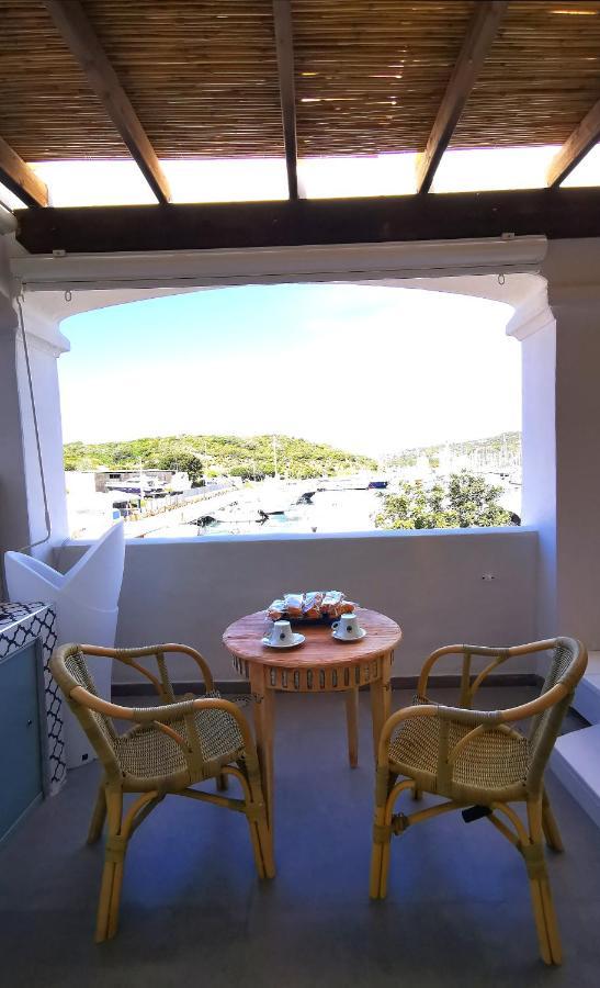 Bed and Breakfast Relais Du Port Santa Teresa di Gallura Esterno foto